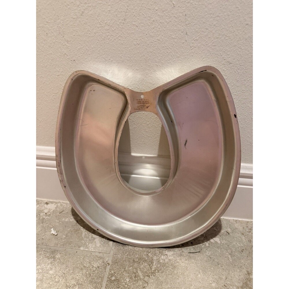 Wilton Horseshoe Cake Pan 502-3258 Aluminum Silver Vintage 1970s